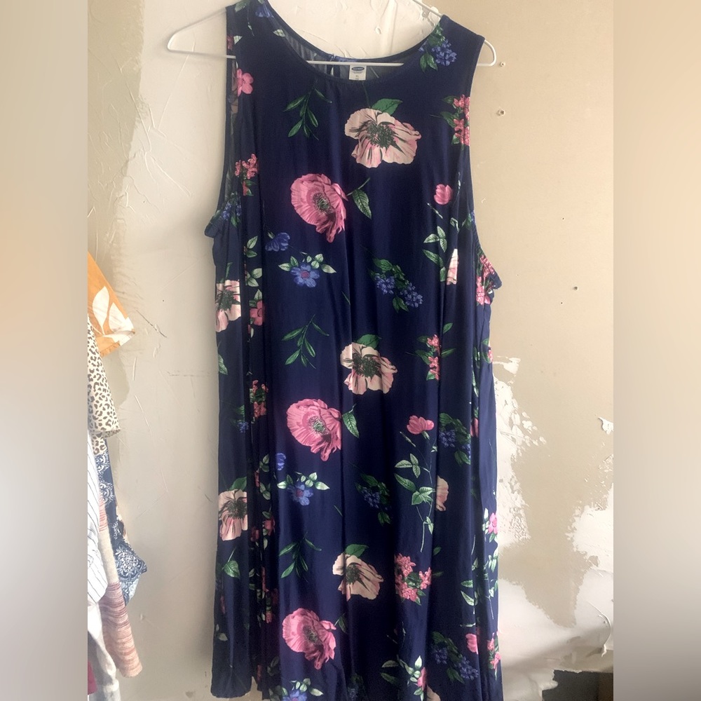 Old Navy summer dress, sleeveless. Size XL